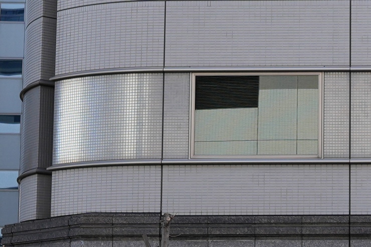 SIGMA（シグマ） 20mm F2 DG DN | Contemporary、SONY FE 20mm F1.8 G 比較作例1