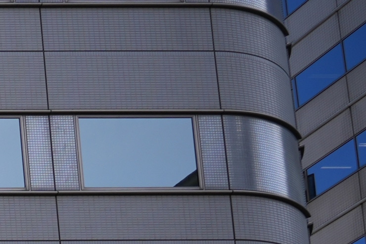 SIGMA（シグマ） 20mm F2 DG DN | Contemporary、SONY FE 20mm F1.8 G 比較作例3