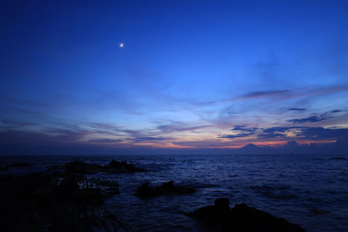 Canon（キヤノン）RF24mm F1.8 MACRO IS STM 絞り値による周辺光量落ちの変化 作例1