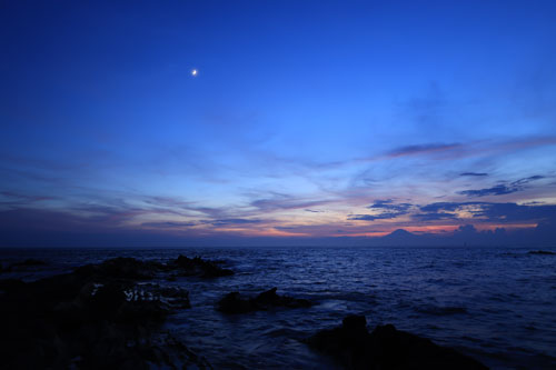 Canon（キヤノン）RF24mm F1.8 MACRO IS STM 絞り値による周辺光量落ちの変化 作例2