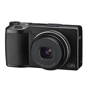 RICOH GR Ⅲx レビュー × ハービー・山口 | カメラの持つ様々な RICOH GR Ⅲx レビュー × ハービー・山口 | カメラの持つ様々な